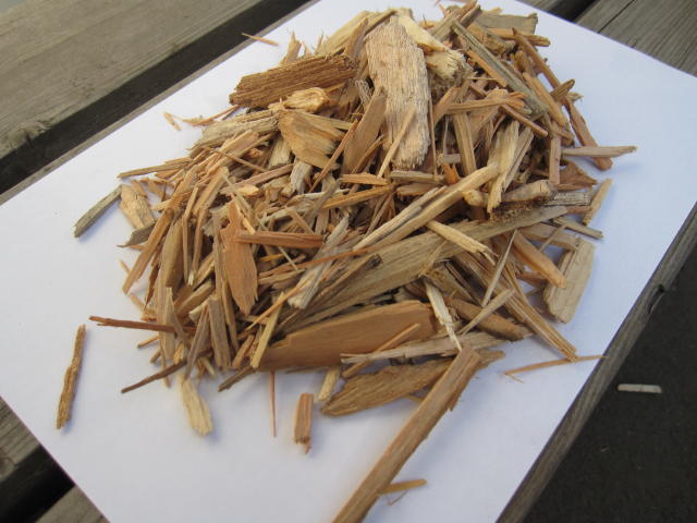 産業廃棄物や産廃の木パレットを破砕処理しチップとしてリサイクル・再利用します。木くずは業種指定もあり処分はお任せください4